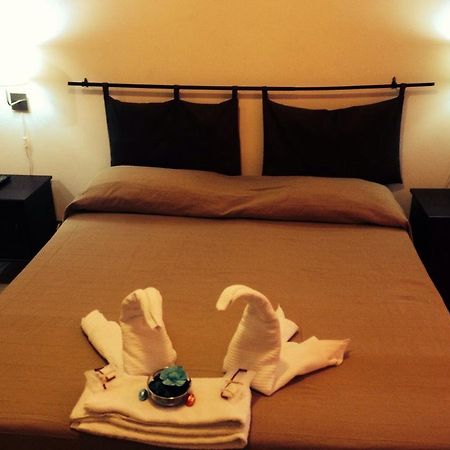 Le Charme House 2 Bed & Breakfast Roma Dış mekan fotoğraf