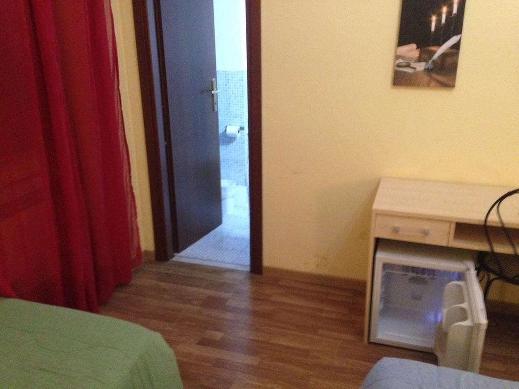 Le Charme House 2 Bed & Breakfast Roma Dış mekan fotoğraf